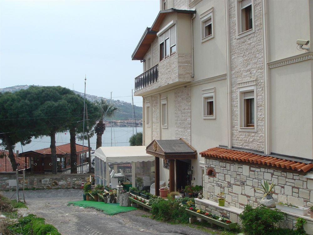 Bulbul Yuvasi Boutique Hotel Foça Bagian luar foto