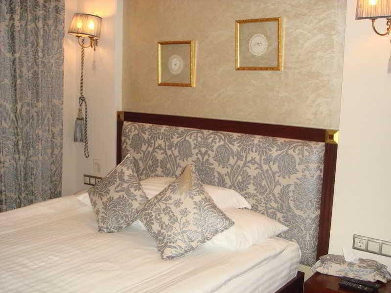 Bulbul Yuvasi Boutique Hotel Foça Bagian luar foto