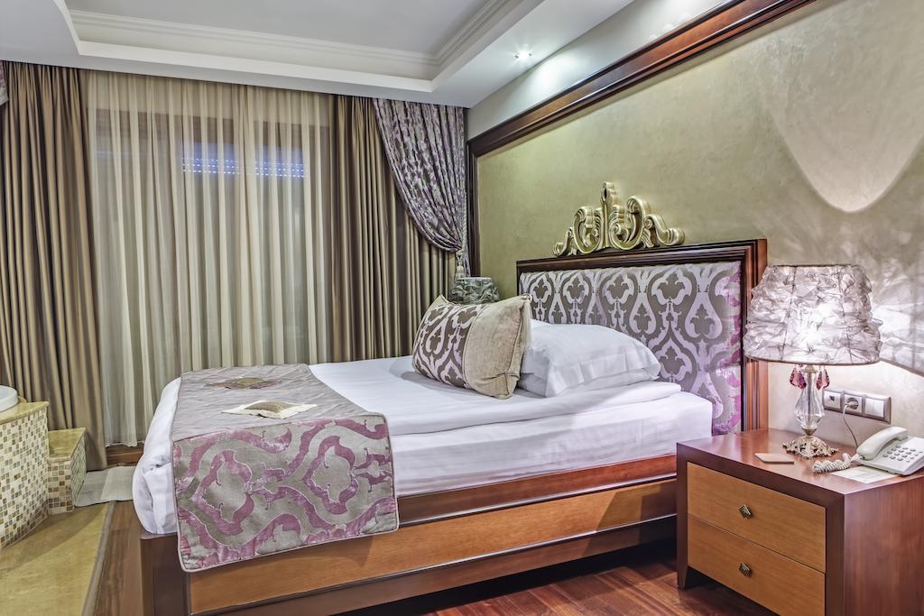 Bulbul Yuvasi Boutique Hotel Foça Bagian luar foto